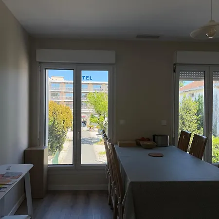 Bed & Breakfast Lamayade